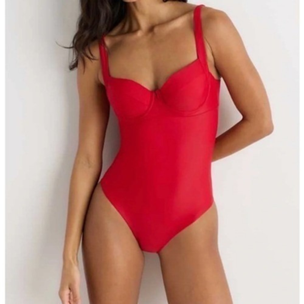 quince italian underwire one-piece swimsuit in cherry red, women size large